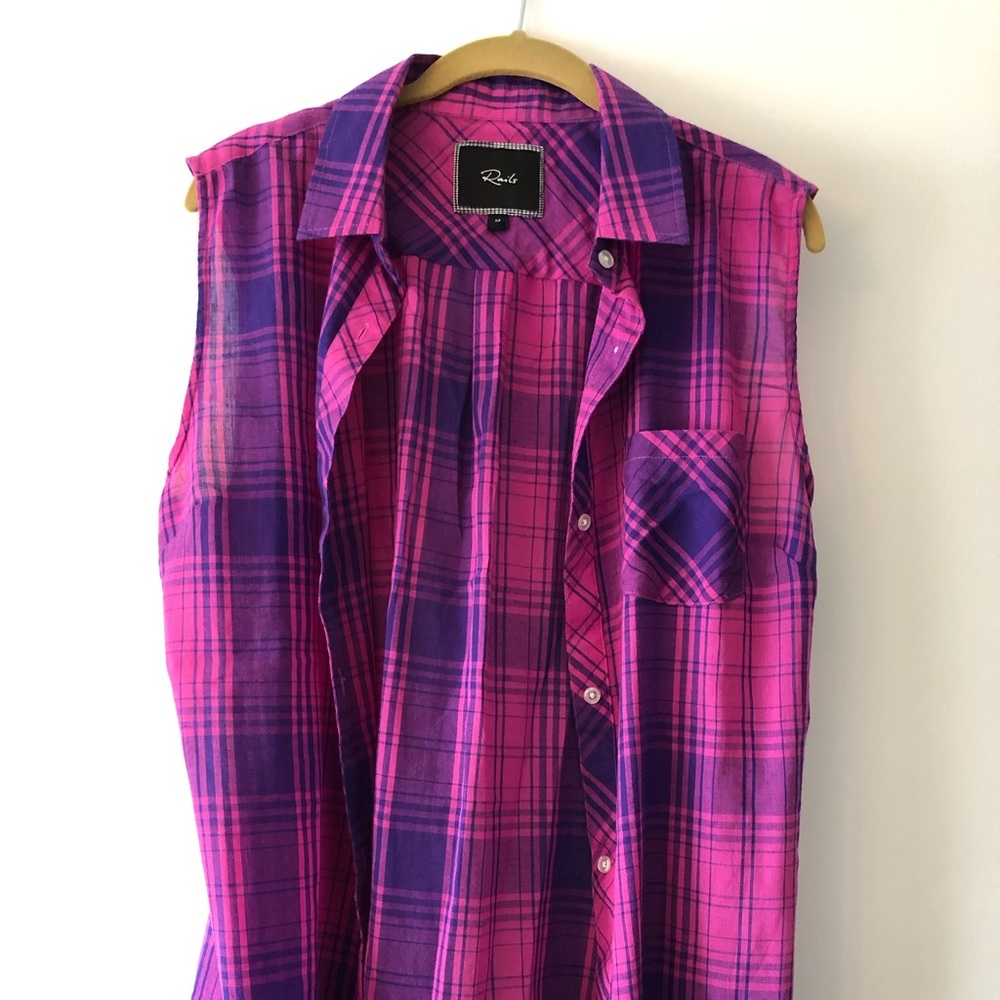 Rails sleeveless button up.